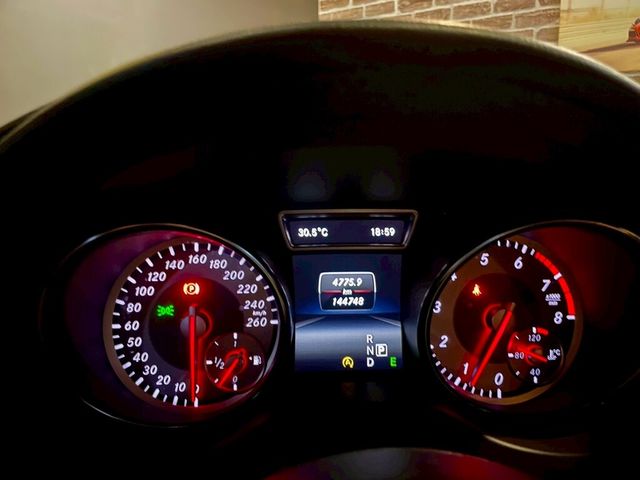 M-BENZ賓士 GLA200  第11張相片