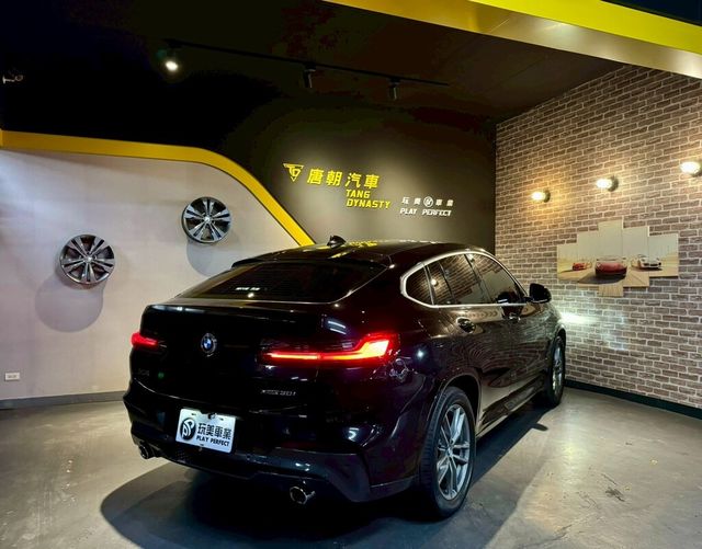 BMW寶馬 X4 XDRIVE30I  第2張相片