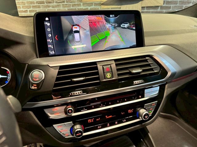 BMW寶馬 X4 XDRIVE30I  第12張相片