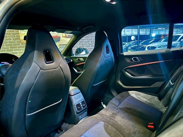 BMW寶馬 120I  第8張相片