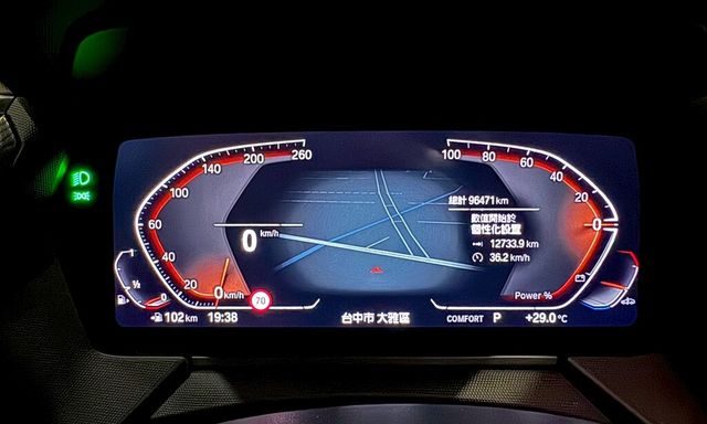 BMW寶馬 120I  第10張相片