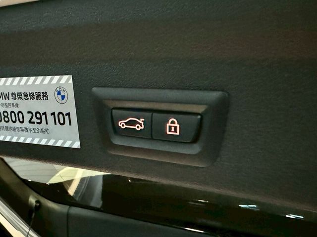 BMW寶馬 120I  第20張相片