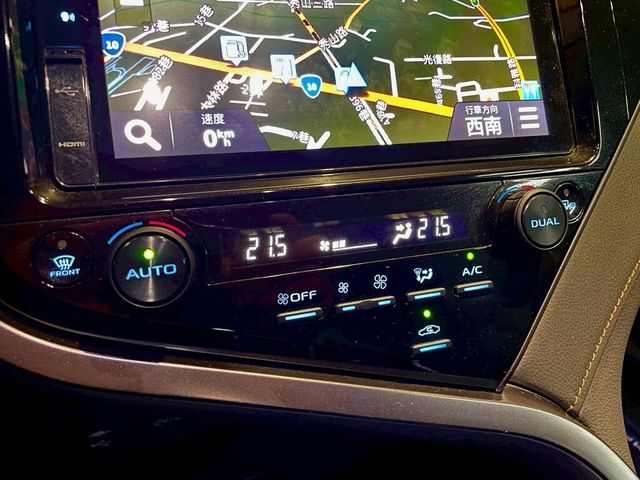 TOYOTA豐田 CAMRY HYBRID  第14張相片