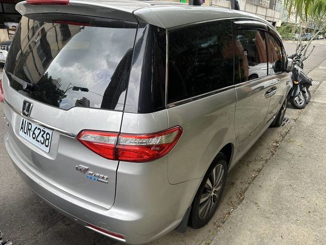 LUXGEN納智捷 M7 TURBO  第3張相片