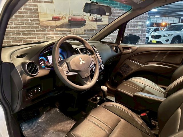 MITSUBISHI三菱 COLT PLUS  第8張相片
