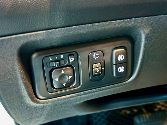 MITSUBISHI三菱 COLT PLUS  第13張相片