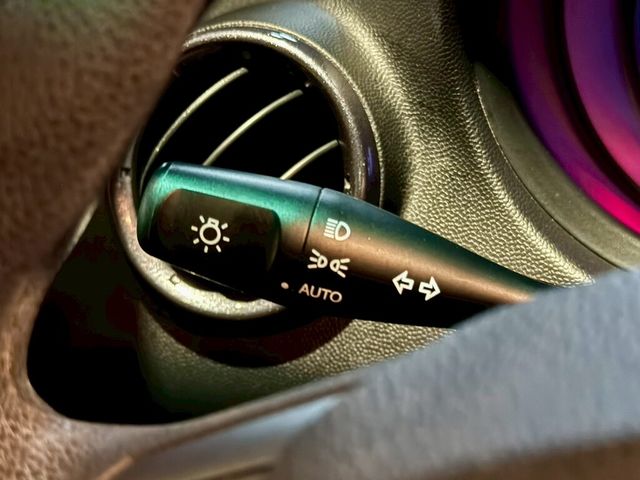 MITSUBISHI三菱 COLT PLUS  第15張相片
