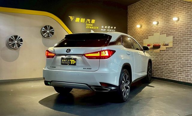 LEXUS凌志 RX300  第2張相片