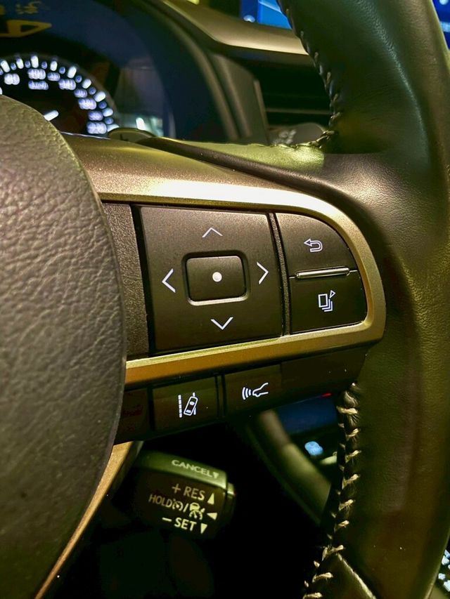 LEXUS凌志 RX300  第16張相片