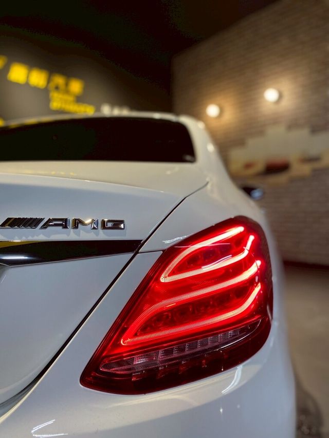M-BENZ賓士 C250  第6張相片