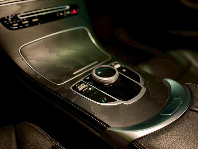 M-BENZ賓士 C250  第17張相片