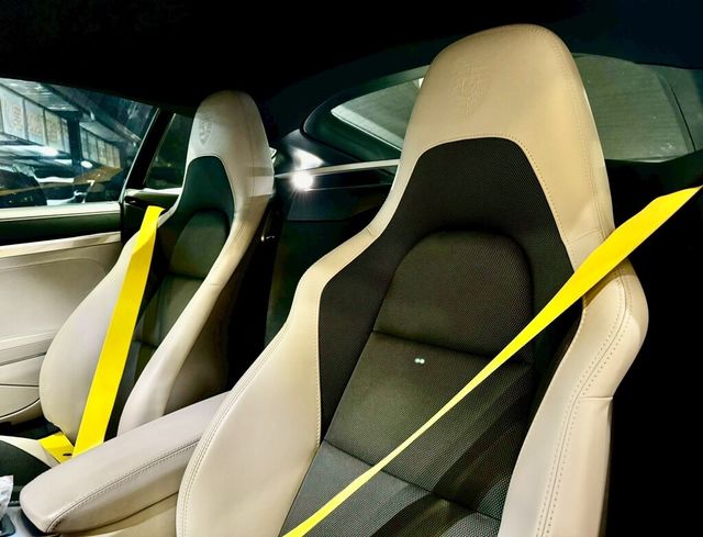 PORSCHE保時捷 CAYMAN  第11張相片