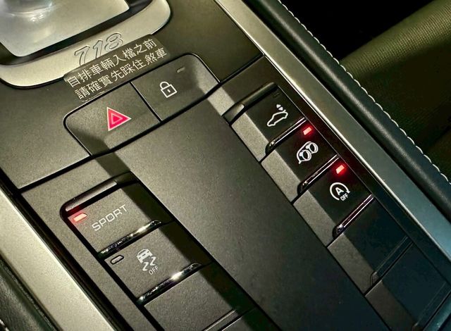 PORSCHE保時捷 CAYMAN  第16張相片