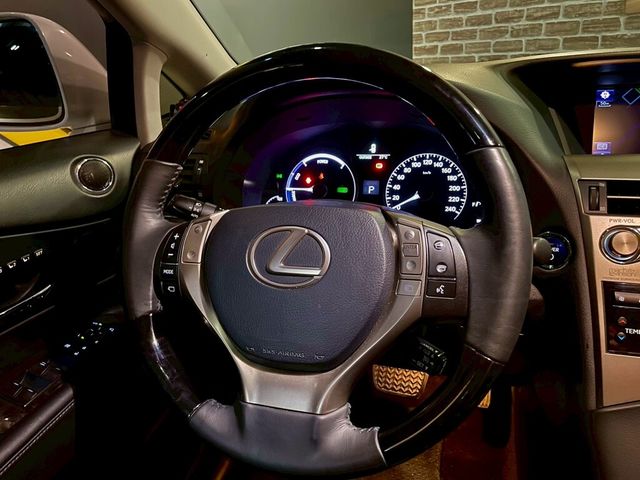 LEXUS凌志 RX450H  第10張相片