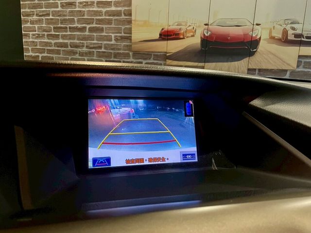 LEXUS凌志 RX450H  第13張相片