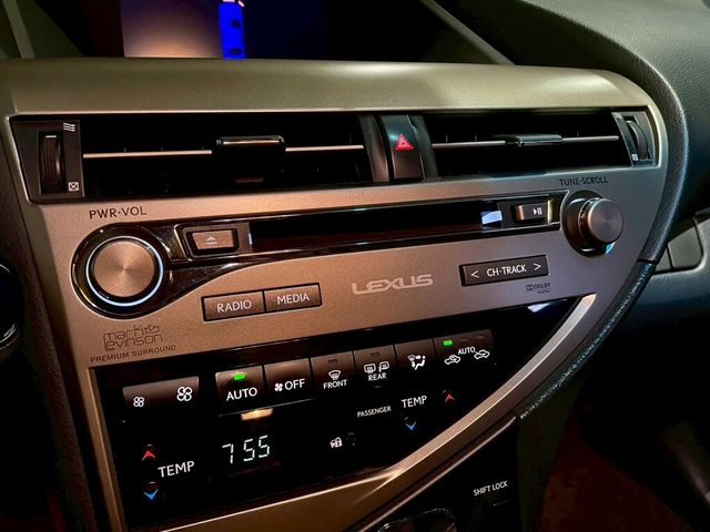 LEXUS凌志 RX450H  第14張相片