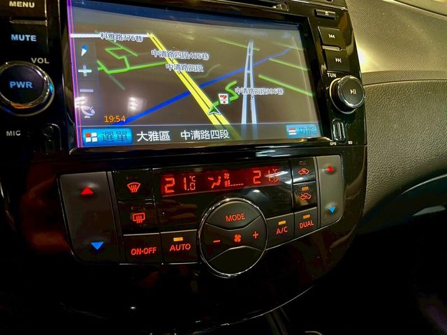 NISSAN日產 TIIDA  第13張相片