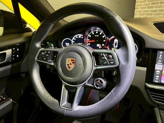 PORSCHE保時捷 CAYENNE  第11張相片