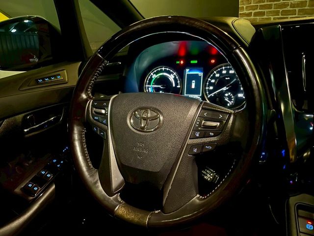 TOYOTA豐田 ALPHARD  第9張相片