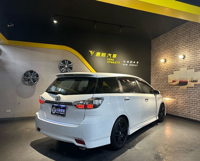 TOYOTA豐田 WISH  第2張相片