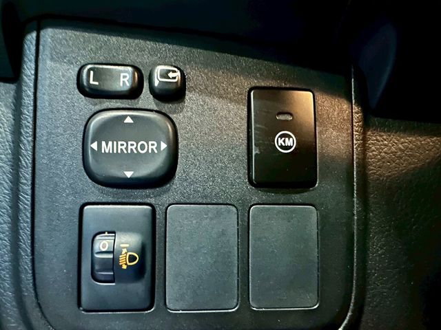 TOYOTA豐田 WISH  第17張相片