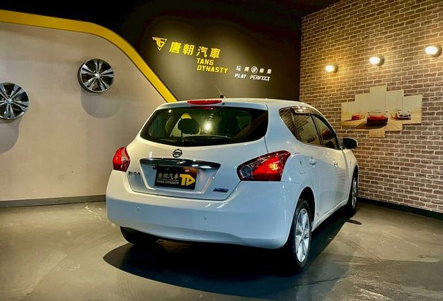 NISSAN日產 TIIDA  第2張相片