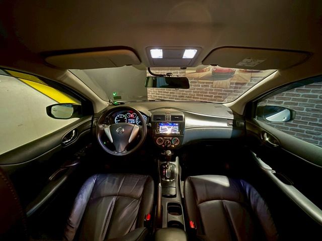 NISSAN日產 TIIDA  第6張相片