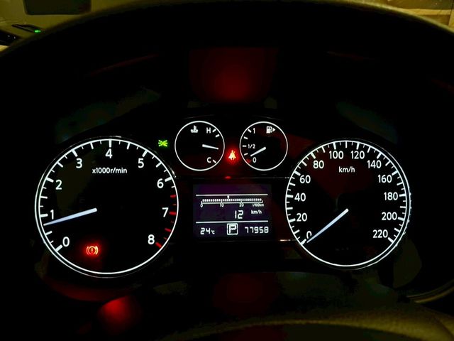 NISSAN日產 TIIDA  第9張相片