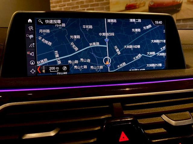 BMW寶馬 730I  第16張相片