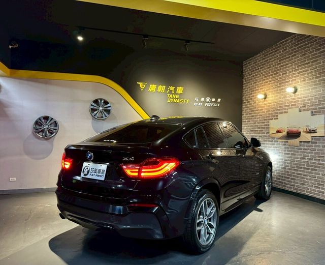 BMW寶馬 X4 XDRIVE20I  第2張相片