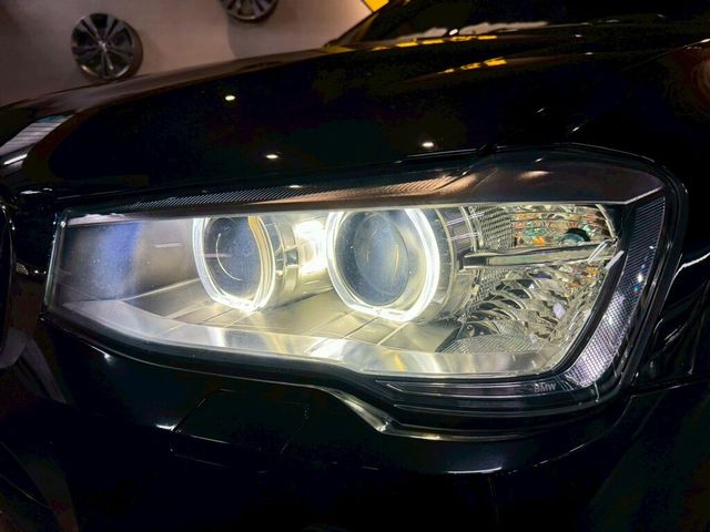 BMW寶馬 X4 XDRIVE20I  第5張相片