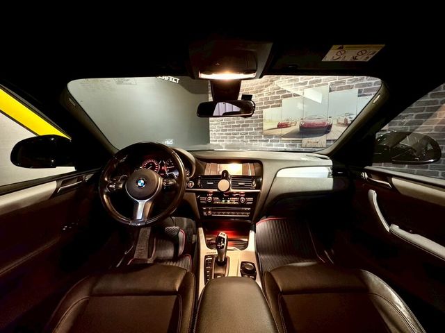 BMW寶馬 X4 XDRIVE20I  第8張相片