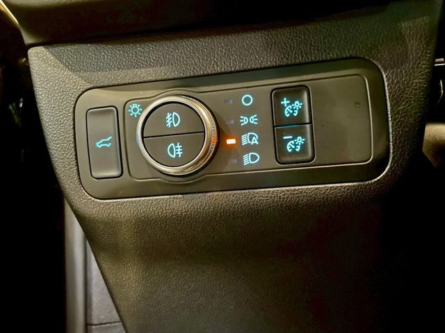 FORD福特 KUGA  第17張相片