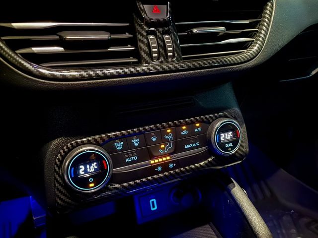 FORD福特 FOCUS ST  第15張相片