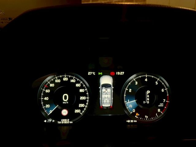VOLVO富豪 XC90  第12張相片