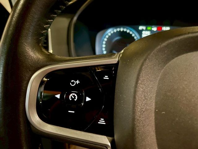 VOLVO富豪 XC90  第18張相片