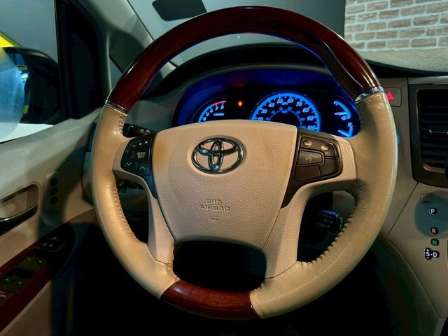 TOYOTA豐田 SIENNA  第12張相片