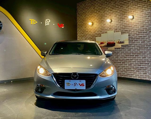 MAZDA馬自達 MAZDA 3  第3張相片