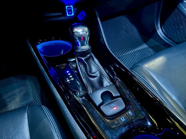 TOYOTA豐田 C-HR  第17張相片