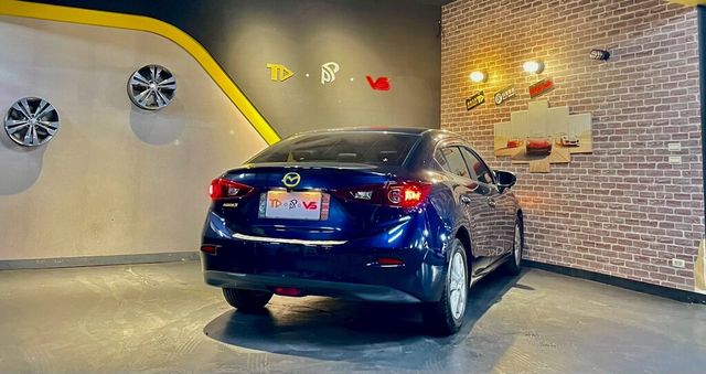 MAZDA馬自達 MAZDA 3  第2張相片