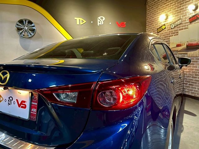 MAZDA馬自達 MAZDA 3  第6張相片