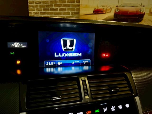 LUXGEN納智捷 M7 TURBO  第12張相片