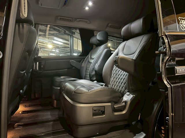 LUXGEN納智捷 M7 TURBO  第8張相片