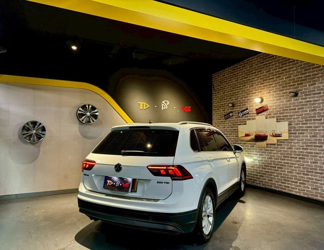 VOLKSWAGEN福斯 TIGUAN  第2張相片