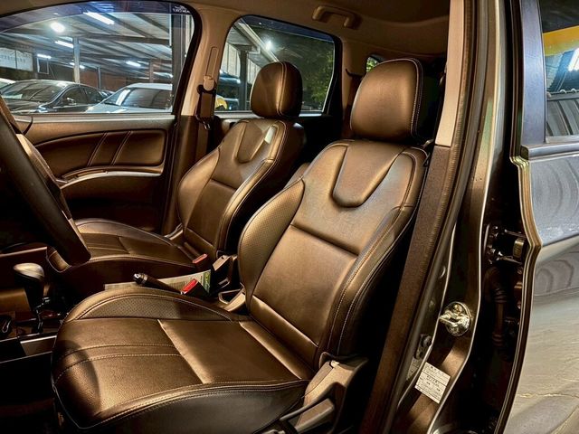 MITSUBISHI三菱 COLT PLUS  第8張相片