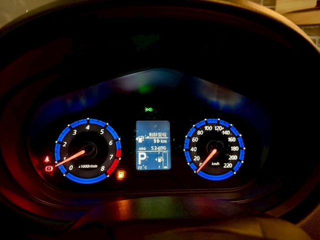 MITSUBISHI三菱 COLT PLUS  第11張相片