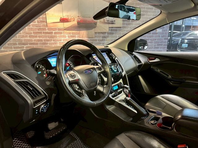 FORD福特 FOCUS  第7張相片