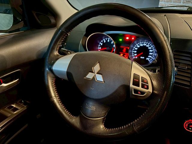 MITSUBISHI三菱 OUTLANDER  第10張相片