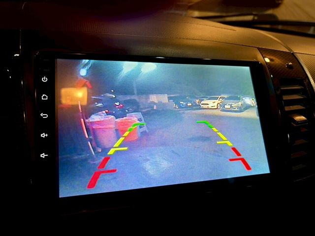 MITSUBISHI三菱 OUTLANDER  第13張相片