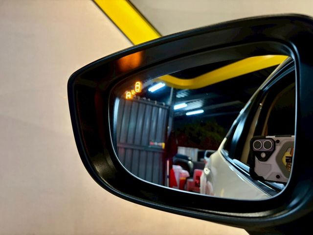 MAZDA馬自達 MAZDA 3  第14張相片